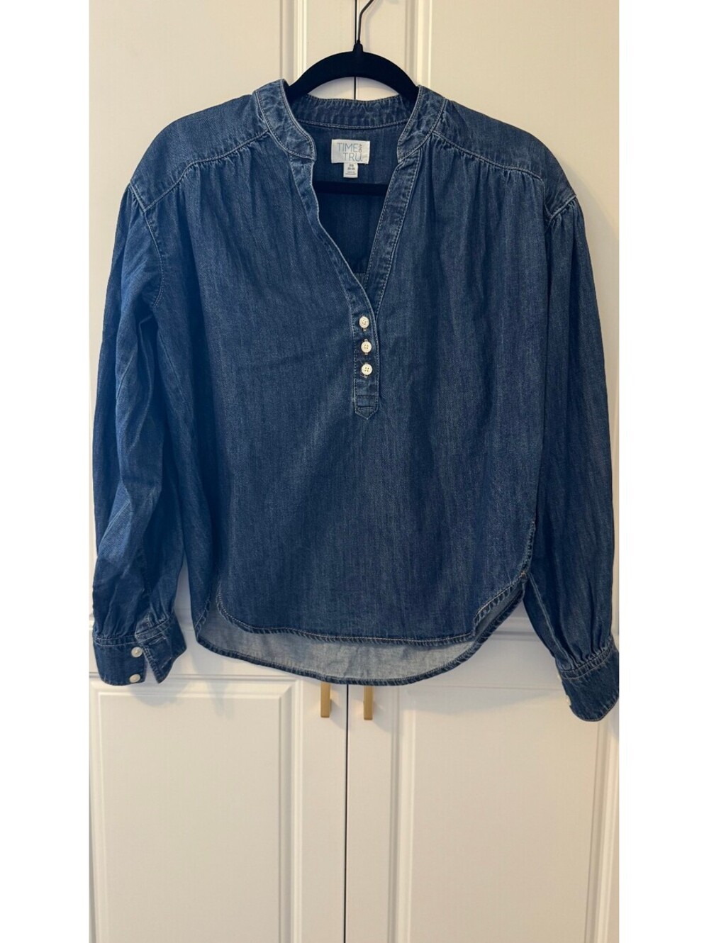 Time and Tru 100% Cotton Chambray Denim Henley Popover Blouse Size 0-2